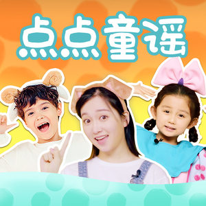 六年级小女孩在洗澡间小便
