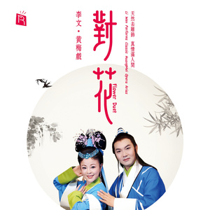 六年级小女孩在洗澡间小便
